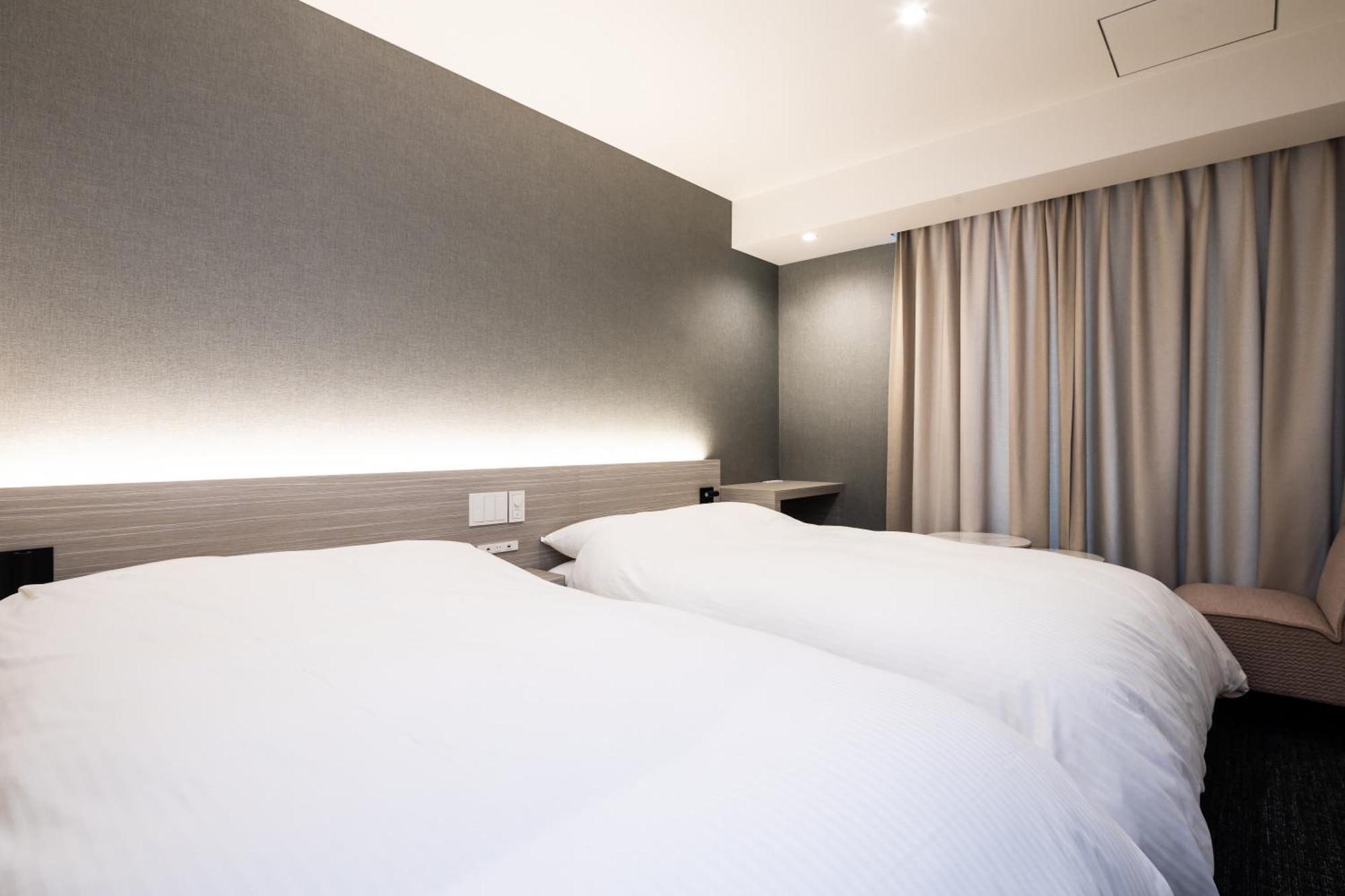 Rota105 Hotell Ōsaka Eksteriør bilde
